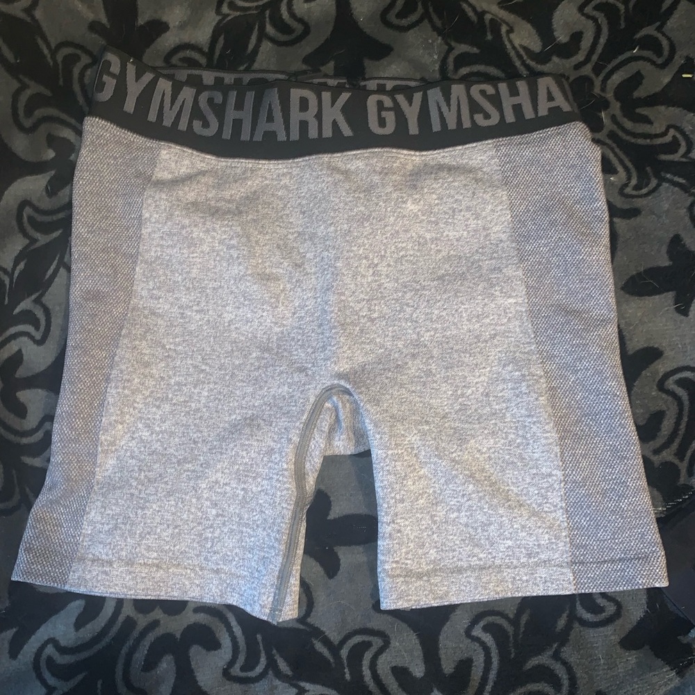 Gymshark! Brand new flex shorts